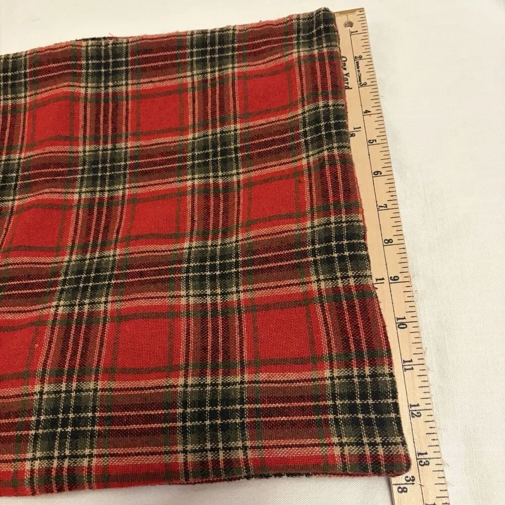 Reversible Holiday Christmas Plaid Cloth Placemats Set of 5 Red Green Black